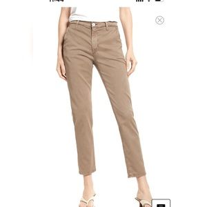 AG Caden crop twill trousers in “sulfur soft dawn.” 25R